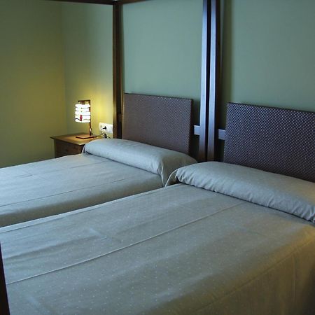 Hotel Las Casas Del Duque Osuna Extérieur photo